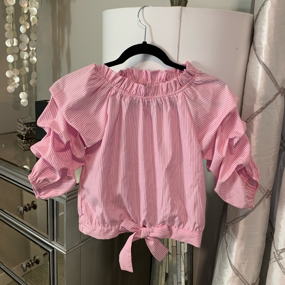 Pink and white mid sleeve